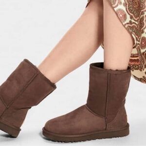 UGG Classic Brown Winter Boots